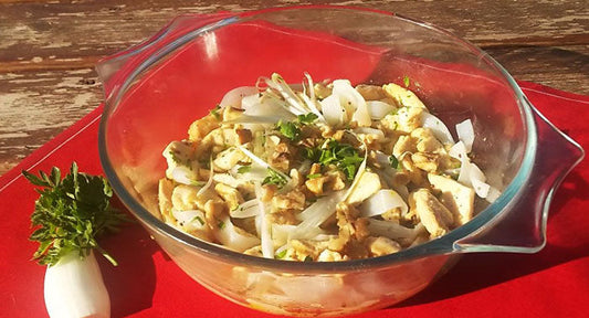 Salada de fetuccine e frango com molho de citrinos – 250kcal