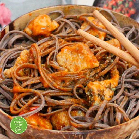 Espaguetis de Judía Negra con lomo y salsa Tikka Masala