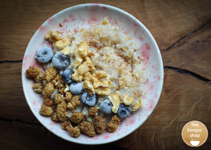 Porridge de avena y arroz konjac – 326kcal
