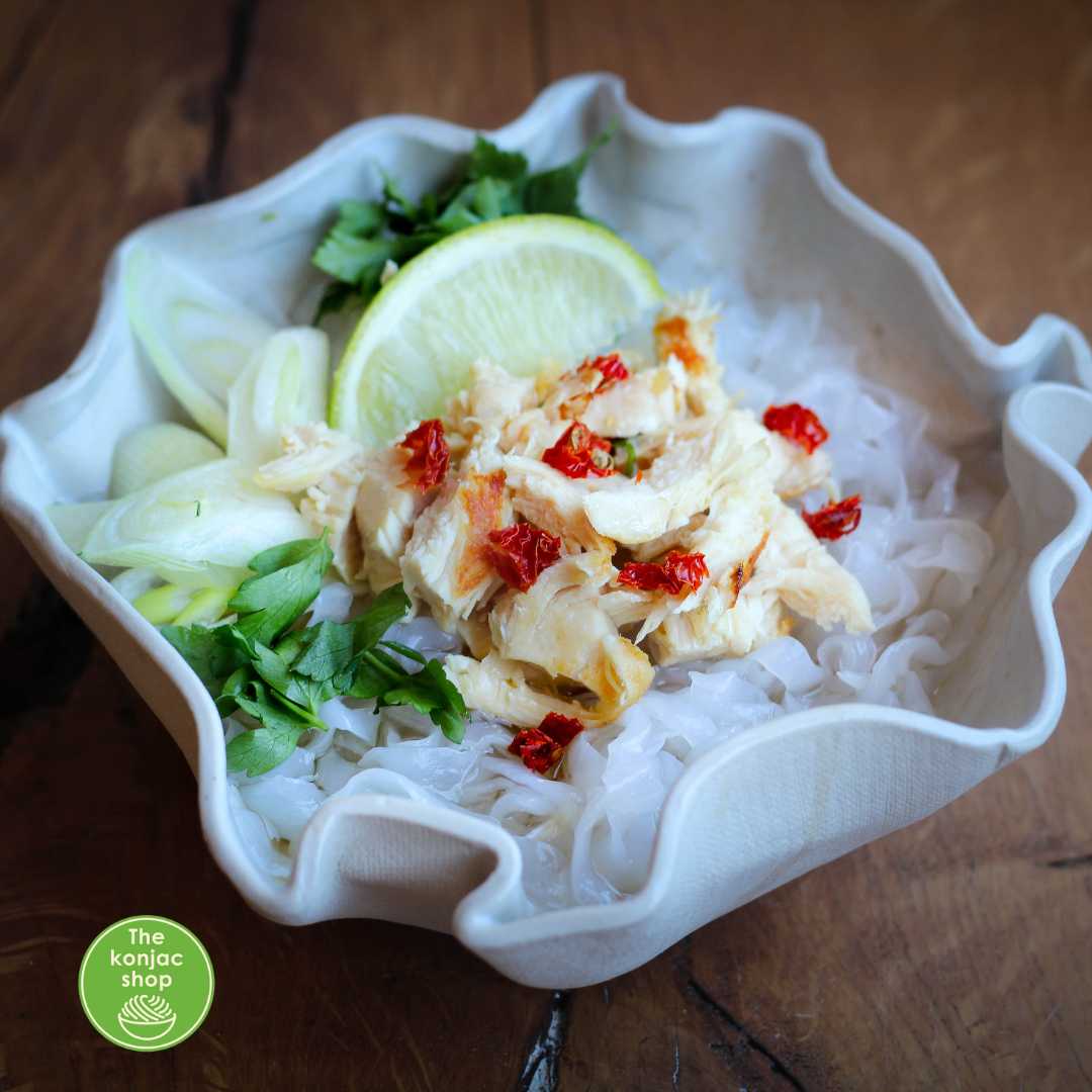 Sopa Vietnamita con Tallarines Konjac – 270kcal