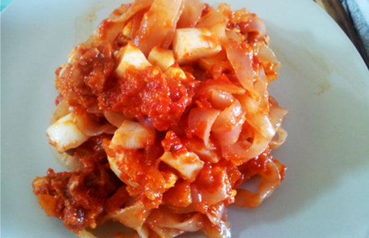 Fetuccine con tomate y lingüiça – 325kcal