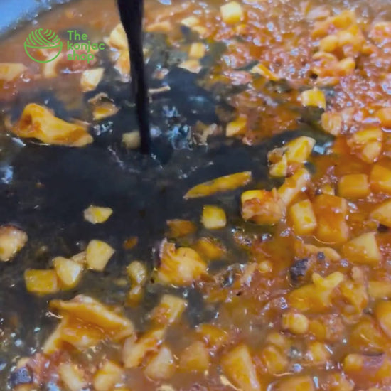 Espaguetis konjac al nero di sepia